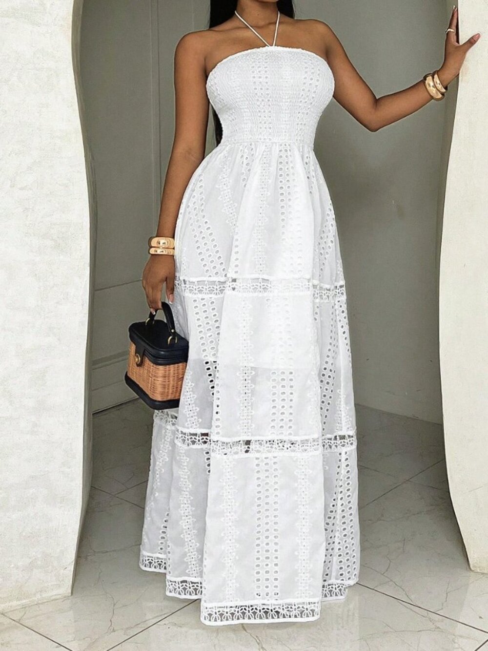 White Boho Women's Elegant Halter Dress with Embroidered Backless - Picture 5 of 5